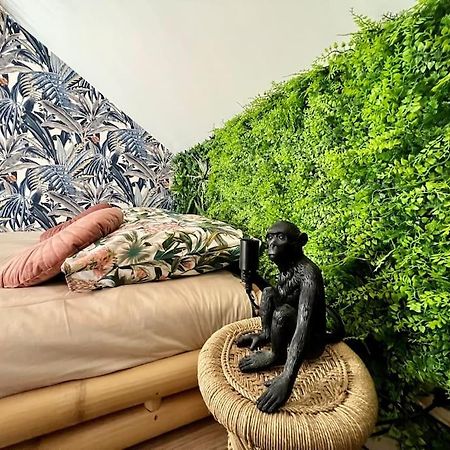 Nuit Dans La Jungle - Love Room Souppes-sur-Loing Екстериор снимка