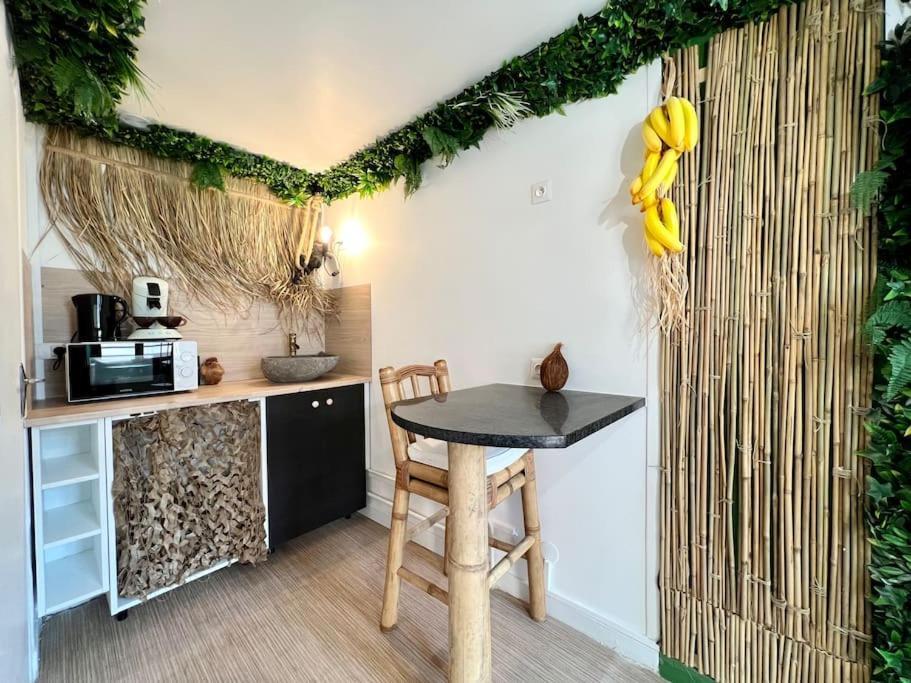 Nuit Dans La Jungle - Love Room Souppes-sur-Loing Екстериор снимка