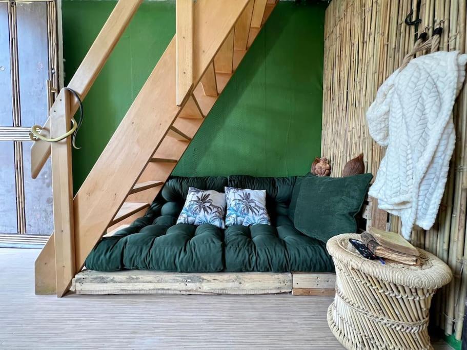 Nuit Dans La Jungle - Love Room Souppes-sur-Loing Екстериор снимка