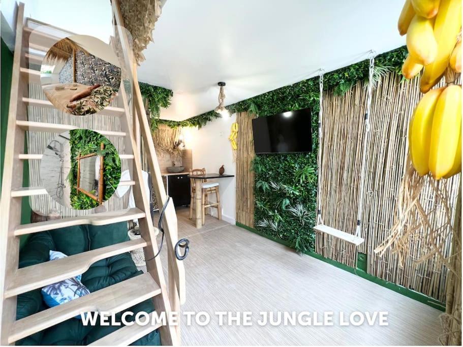 Nuit Dans La Jungle - Love Room Souppes-sur-Loing Екстериор снимка