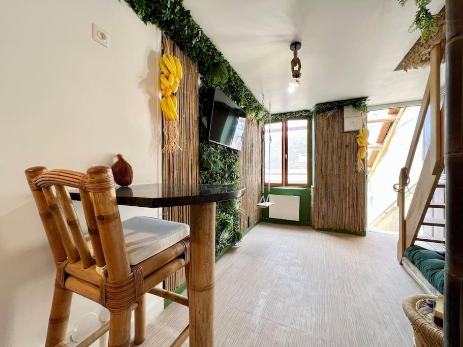 Nuit Dans La Jungle - Love Room Souppes-sur-Loing Екстериор снимка